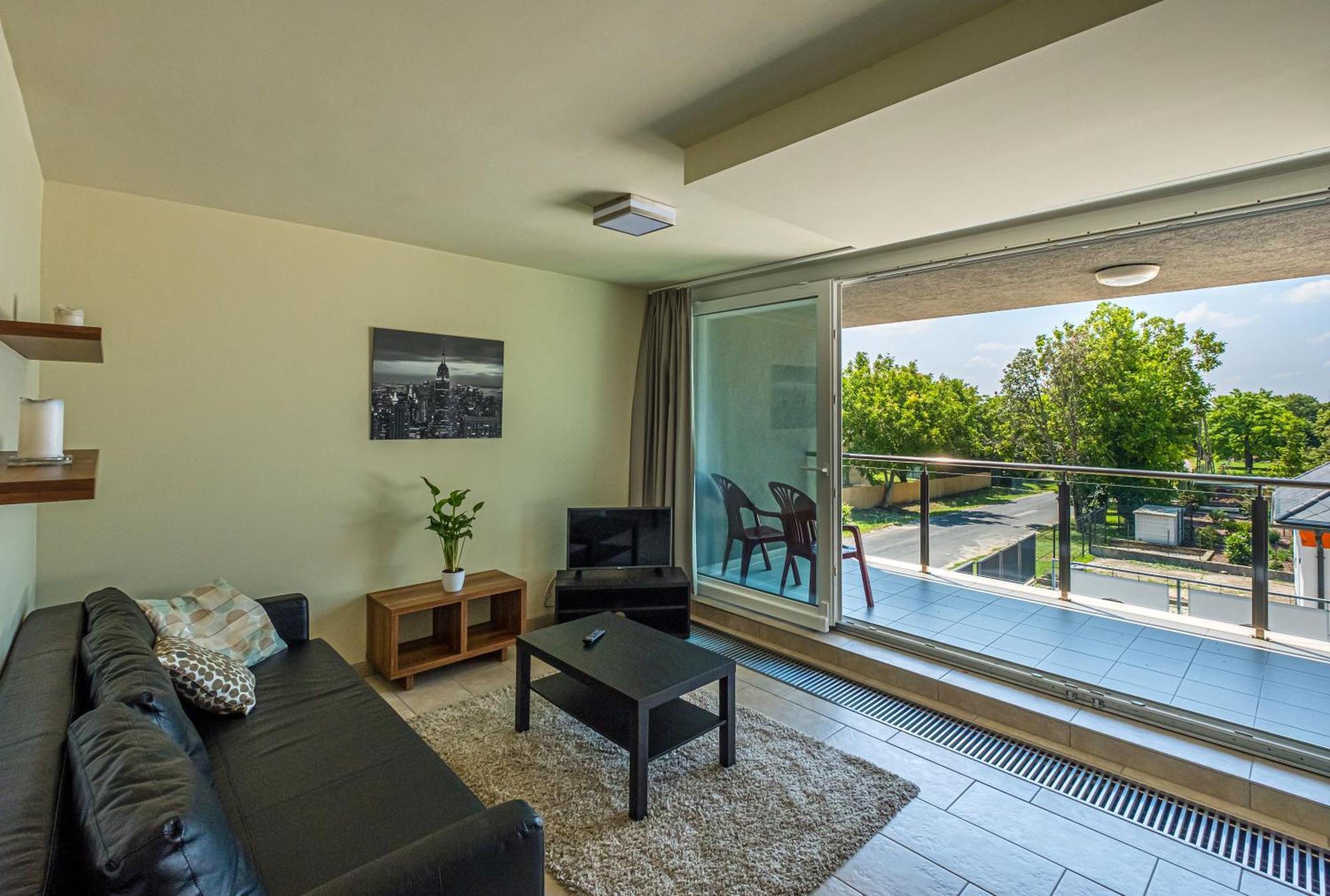 Hedon Brewery Apartments - 200 Meter To The Beach Балатонвилагош Экстерьер фото